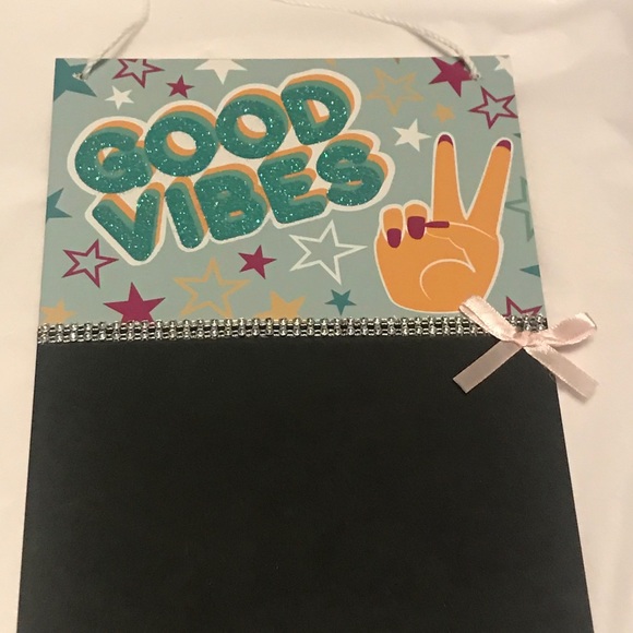 "Good Vibes" Hanging Write On Chalkboard - Picture 3 of 9